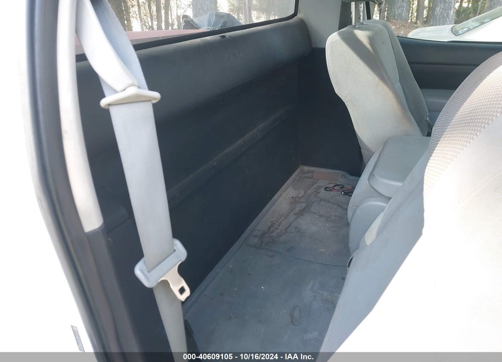 2007 TOYOTA TUNDRA BASE V6 VIN: 5TFLU52137X001813