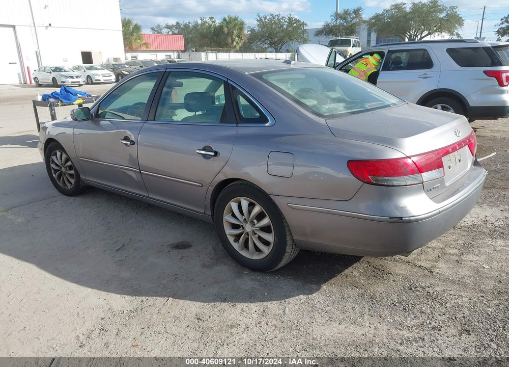 2008 HYUNDAI AZERA LIMITED VIN: KMHFC46F58A295828