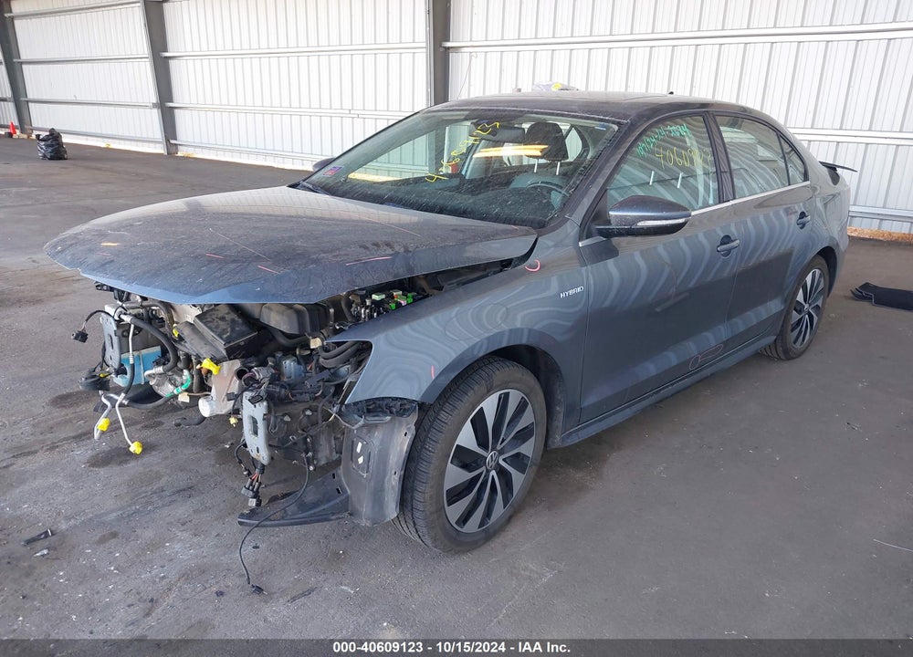 2015 VOLKSWAGEN JETTA HYBRID SEL PREMIUM VIN: 3VW637AJ8FM320770