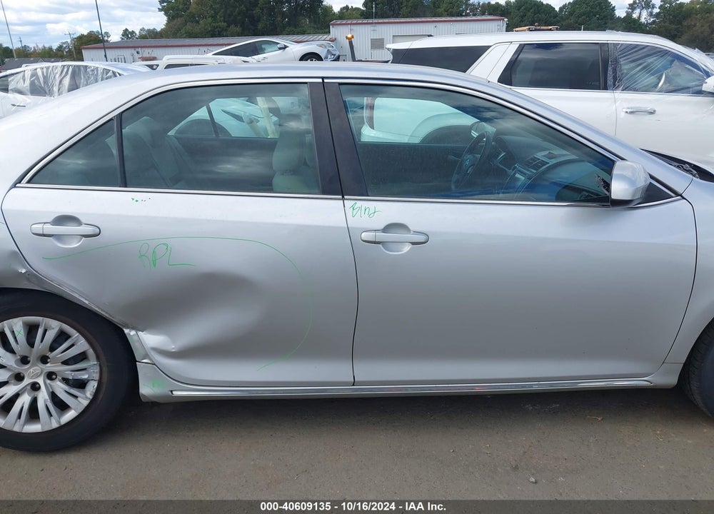 2014 TOYOTA CAMRY LE VIN: 4T1BF1FK9EU450571