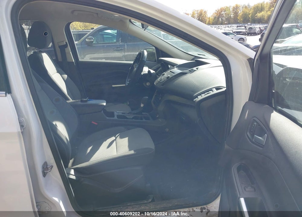 2017 FORD ESCAPE SE VIN: 1FMCU9GD2HUD82594