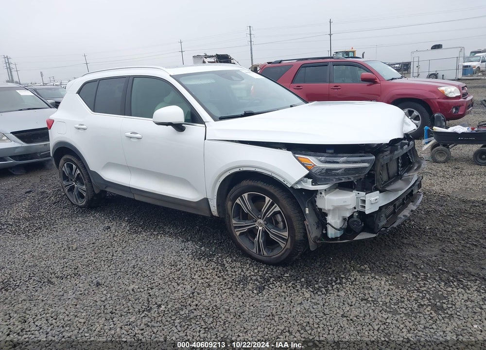 2020 VOLVO XC40 T5 INSCRIPTION VIN: YV4162UL7L2253986