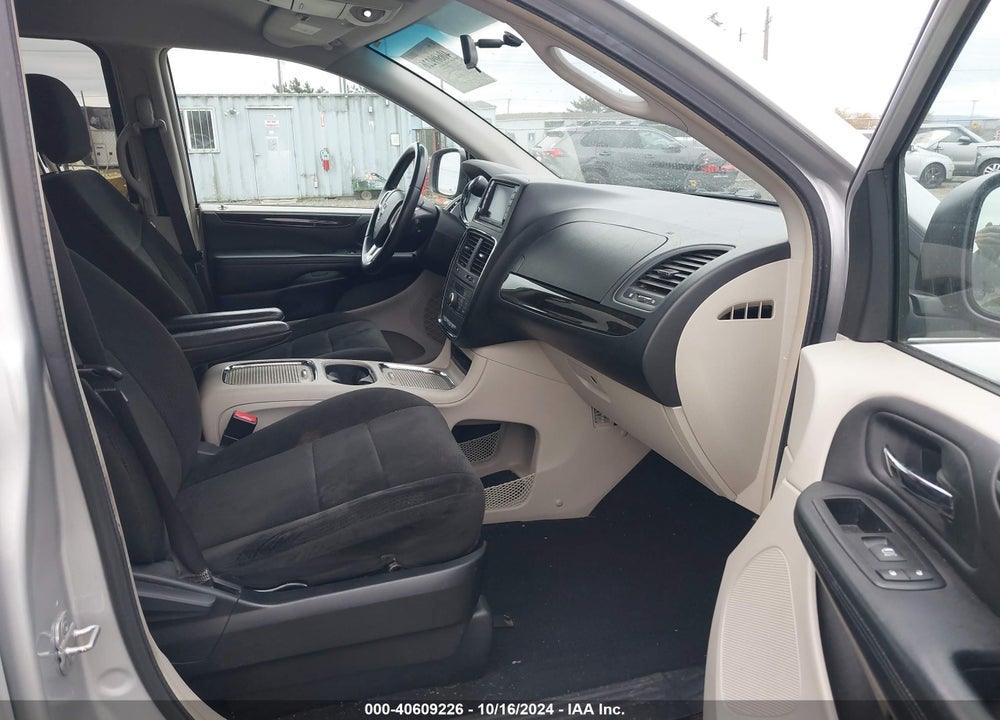 2012 DODGE GRAND CARAVAN CREW VIN: 2C4RDGDG0CR332767