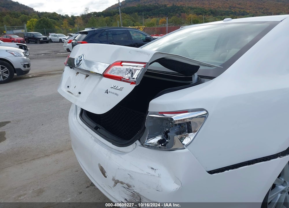 2012 TOYOTA CAMRY XLE VIN: 4T4BF1FK1CR225841