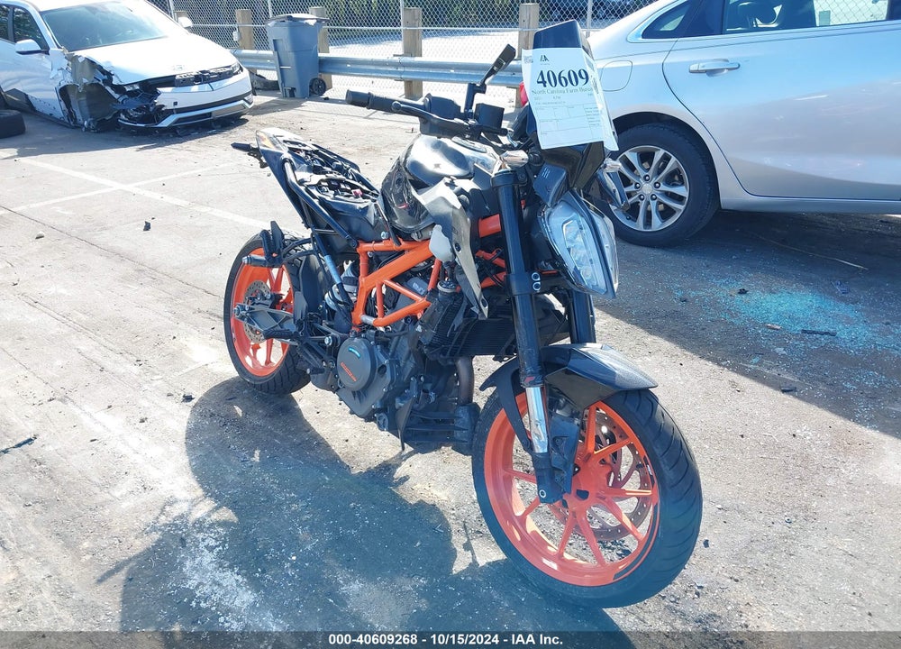 2021 KTM 390 DUKE VIN: MD2JPJ404MC242739