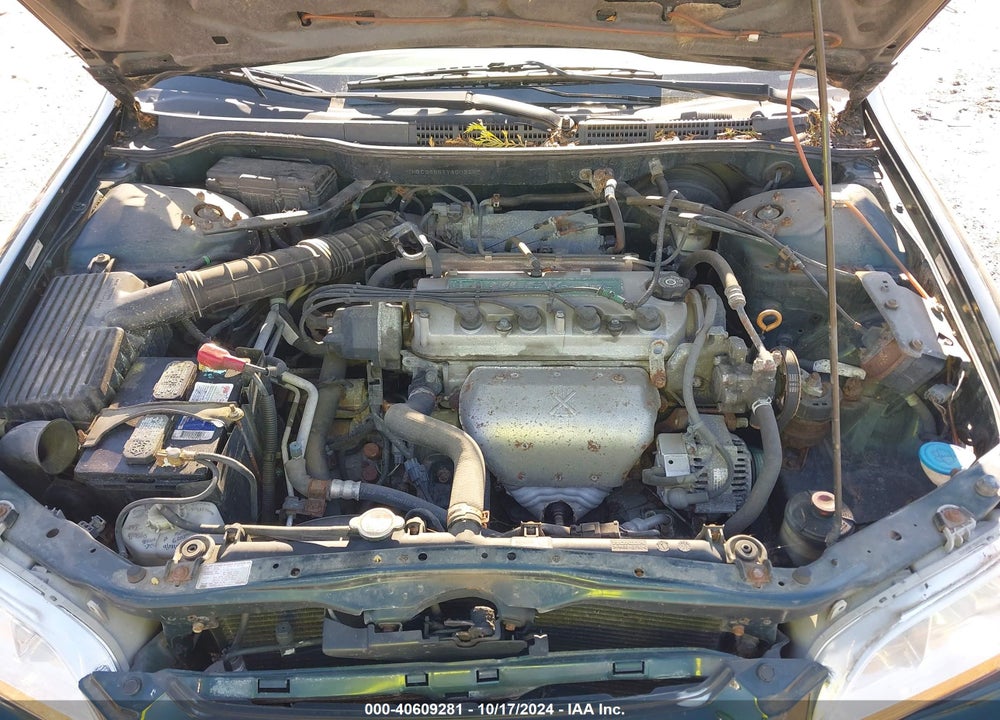 2000 HONDA ACCORD 2.3 LX VIN: 1HGCG6651YA003446