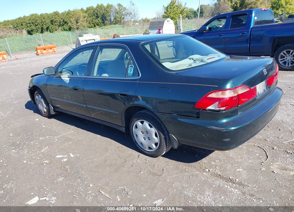 2000 HONDA ACCORD 2.3 LX VIN: 1HGCG6651YA003446