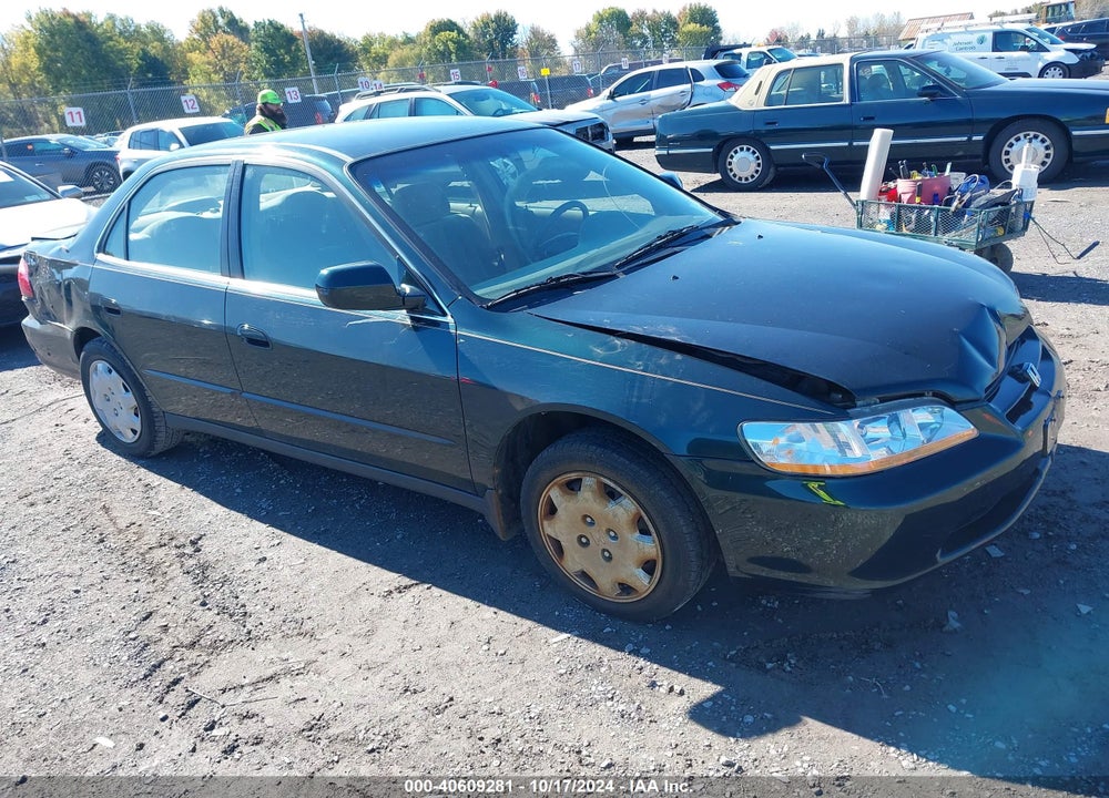 2000 HONDA ACCORD 2.3 LX VIN: 1HGCG6651YA003446