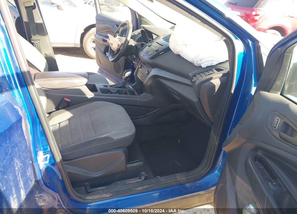 2017 FORD ESCAPE S VIN: 1FMCU0F7XHUD20142