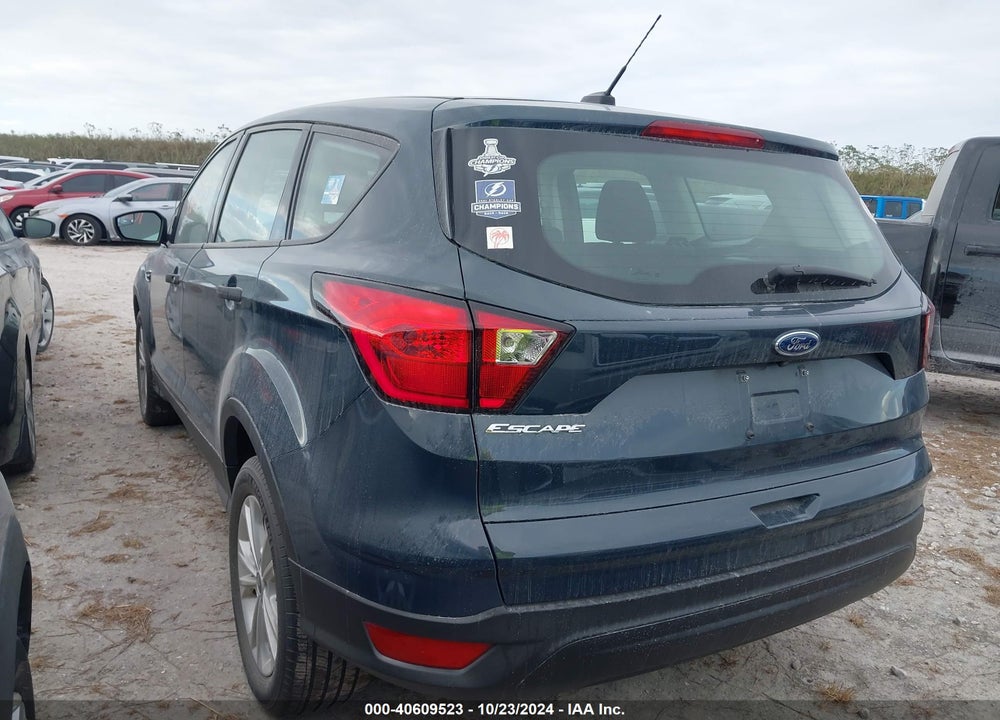 2019 FORD ESCAPE S VIN: 1FMCU0F76KUC46211