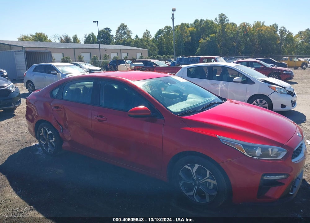 2019 KIA FORTE LXS VIN: 3KPF24AD9KE059894