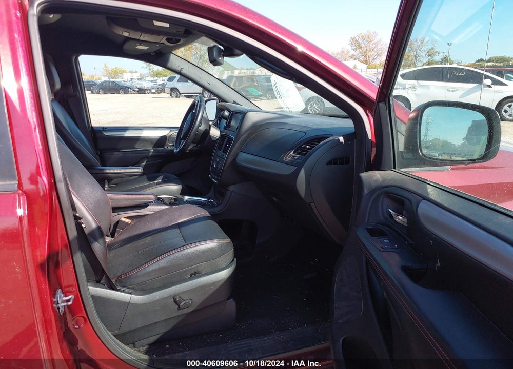 2019 DODGE GRAND CARAVAN GT VIN: 2C4RDGEG0KR640910