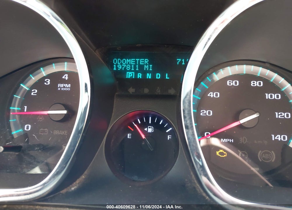 2009 CHEVROLET TRAVERSE LT VIN: 1GNEV23DX9S129132