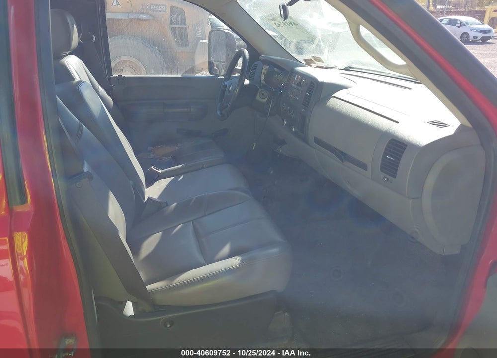 2009 CHEVROLET SILVERADO 2500HD WORK TRUCK VIN: 1GCHK44K59E151979