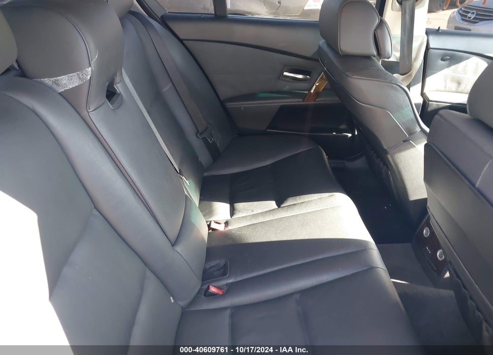 2007 BMW 525I VIN: WBANE53567CK92397