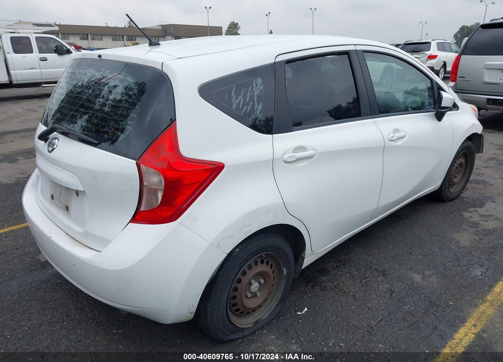 2015 NISSAN VERSA NOTE S (SR) VIN: 3N1CE2CP1FL415300