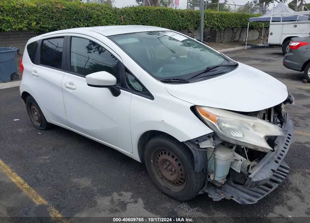 2015 NISSAN VERSA NOTE S (SR) VIN: 3N1CE2CP1FL415300