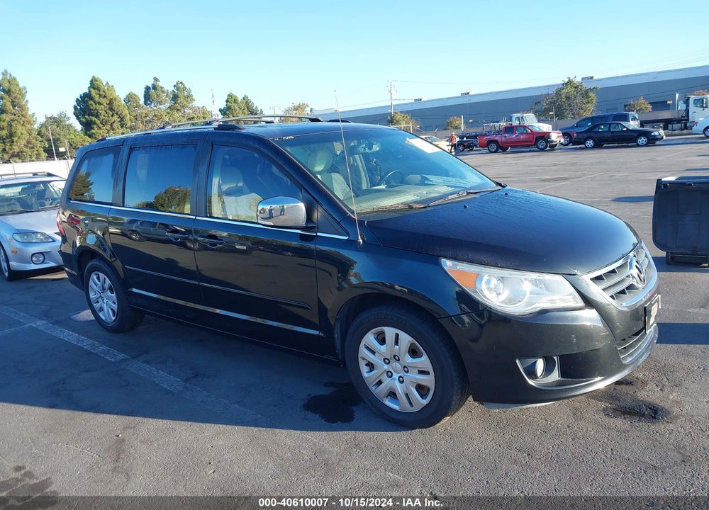 2009 VOLKSWAGEN ROUTAN SEL PREMIUM VIN: 2V8HW64X99R522516