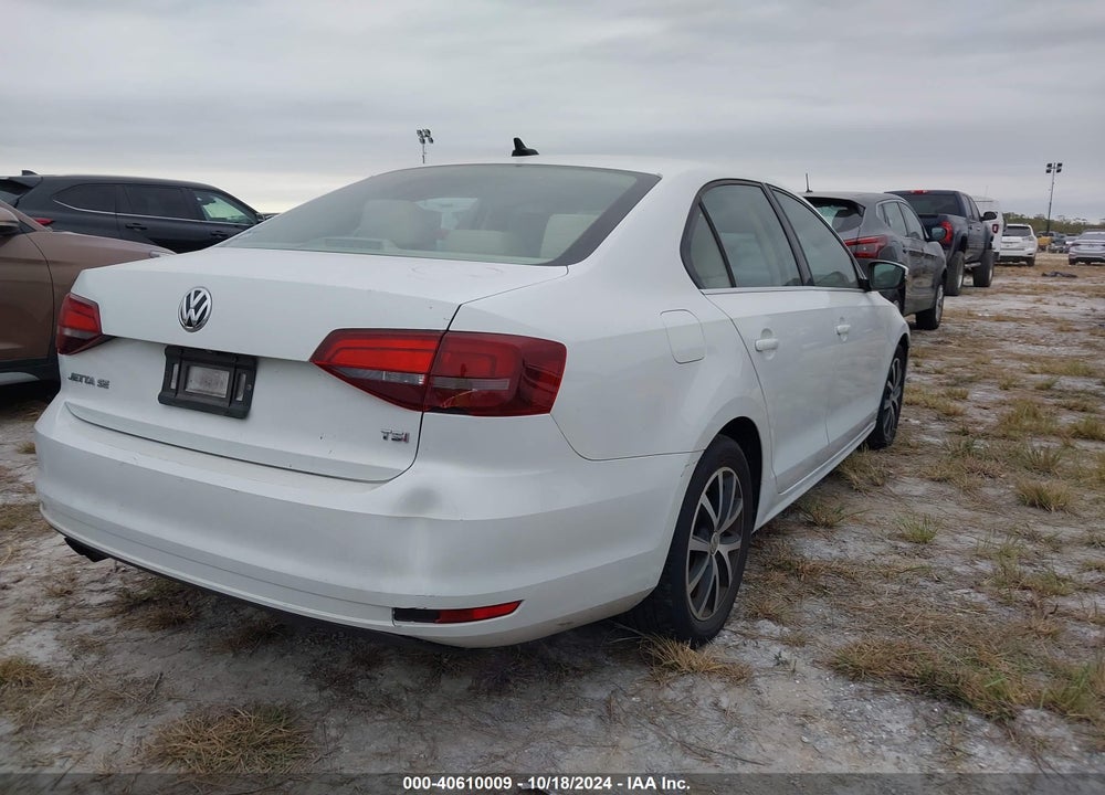 2017 VOLKSWAGEN JETTA 1.4T SE VIN: 3VWDB7AJ6HM250277