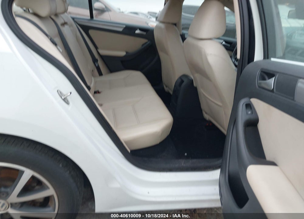 2017 VOLKSWAGEN JETTA 1.4T SE VIN: 3VWDB7AJ6HM250277