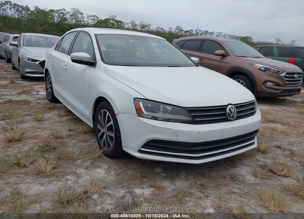 2017 VOLKSWAGEN JETTA 1.4T SE VIN: 3VWDB7AJ6HM250277