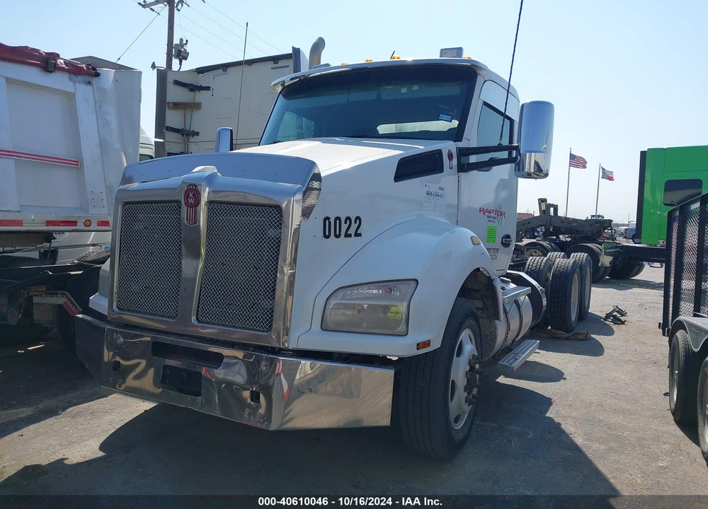 2015 KENWORTH T880 T880 VIN: 1XKZDP9XXFJ438133