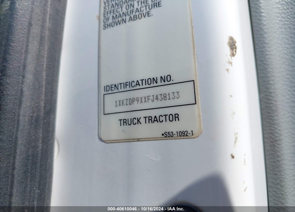 2015 KENWORTH T880 T880 VIN: 1XKZDP9XXFJ438133
