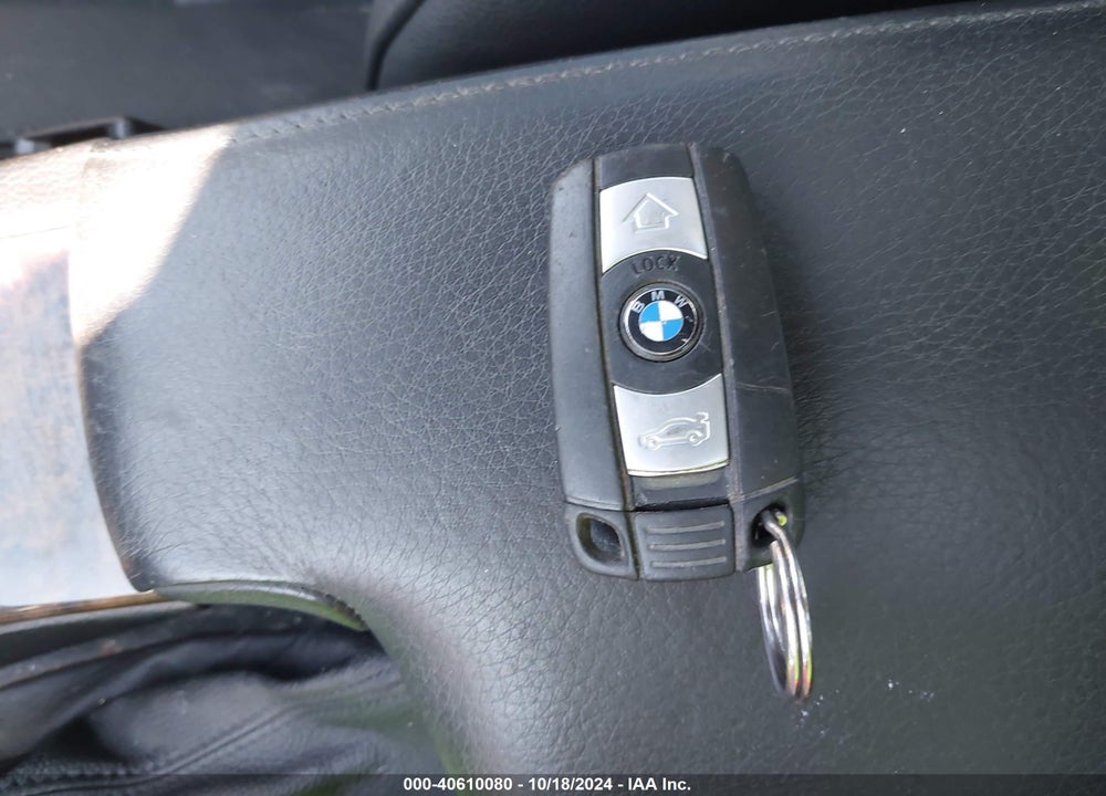 2008 BMW 328I VIN: WBAVA33528KX85288