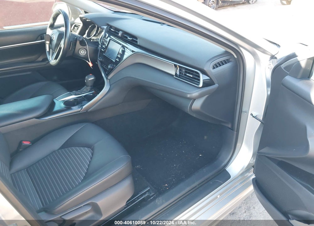 2019 TOYOTA CAMRY SE VIN: 4T1B11HK5KU253470