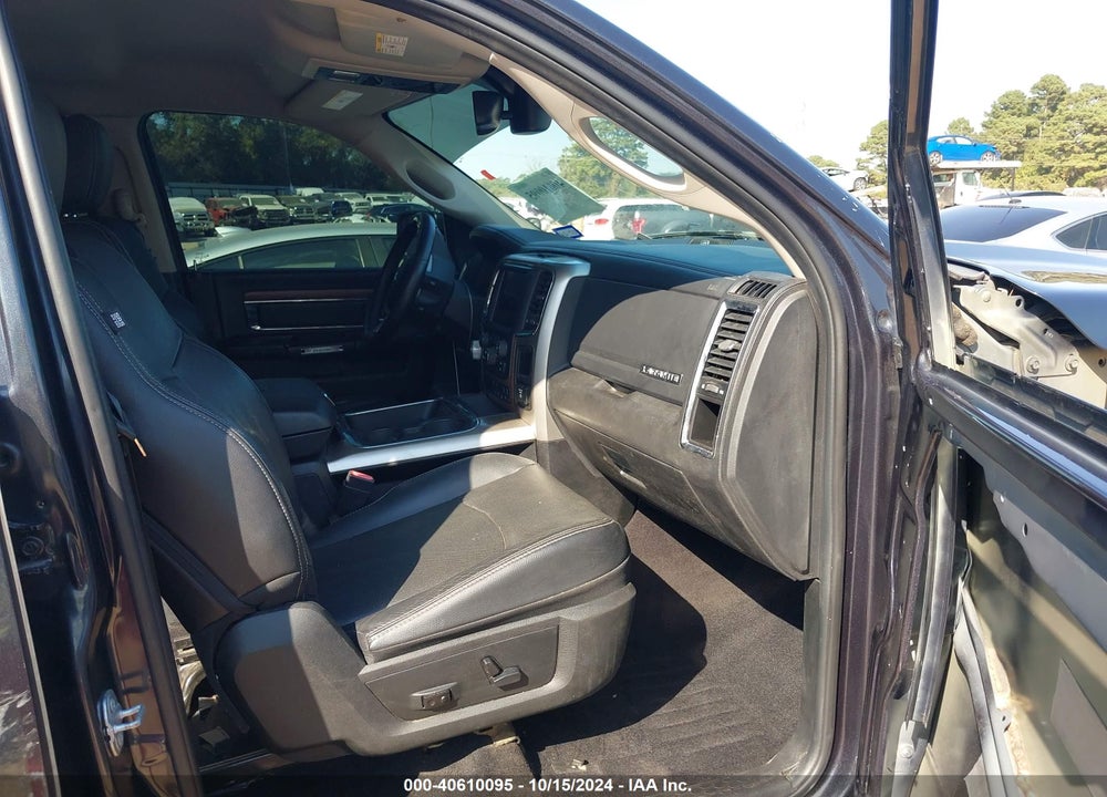 2017 RAM 1500 VIN: 1C6RR7NT4HS800266