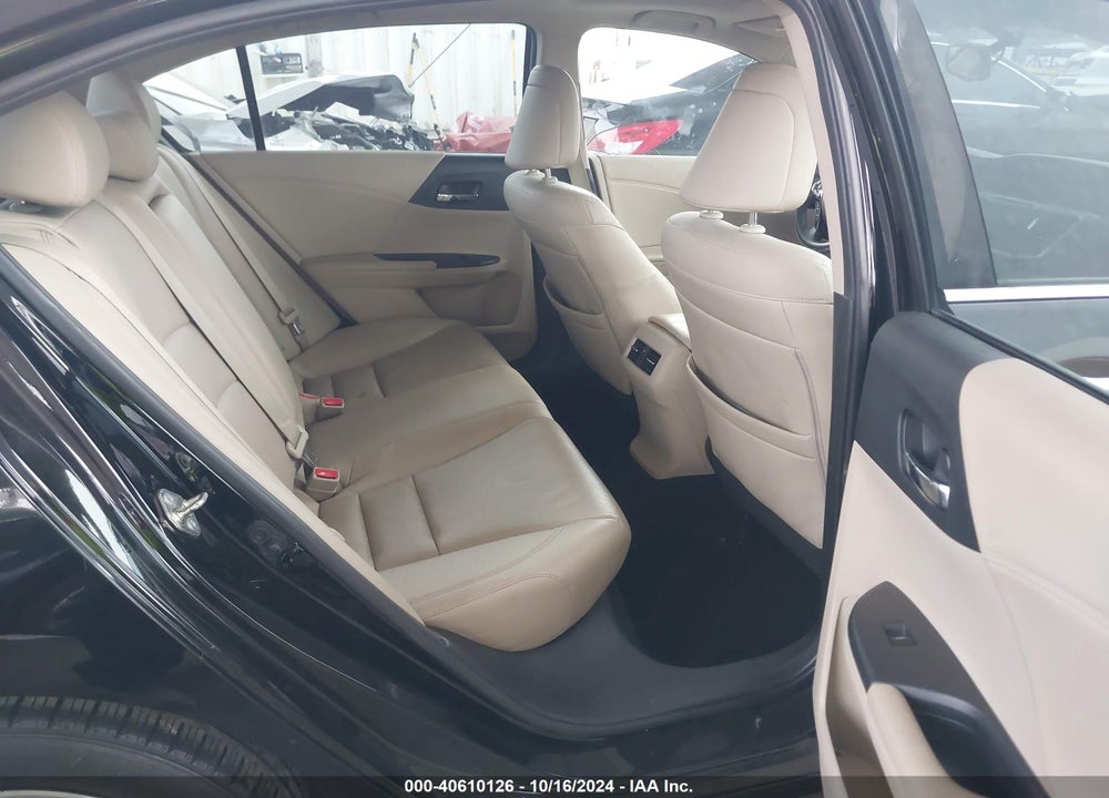 2017 HONDA ACCORD EX-L VIN: 1HGCR2F87HA212364
