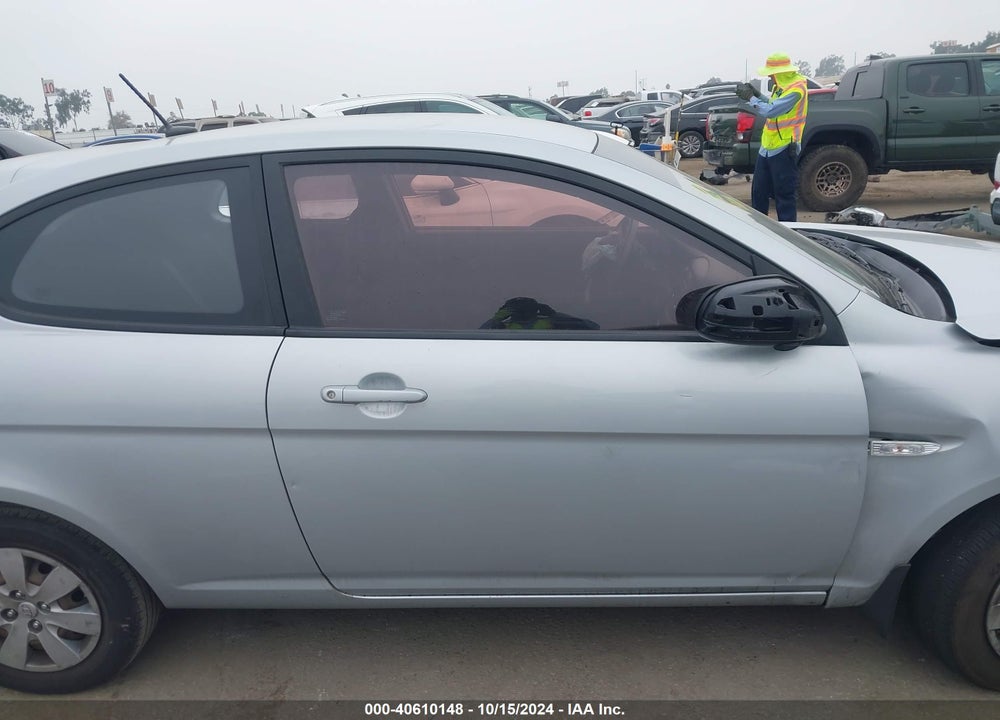 2010 HYUNDAI ACCENT GS VIN: KMHCM3AC1AU172605