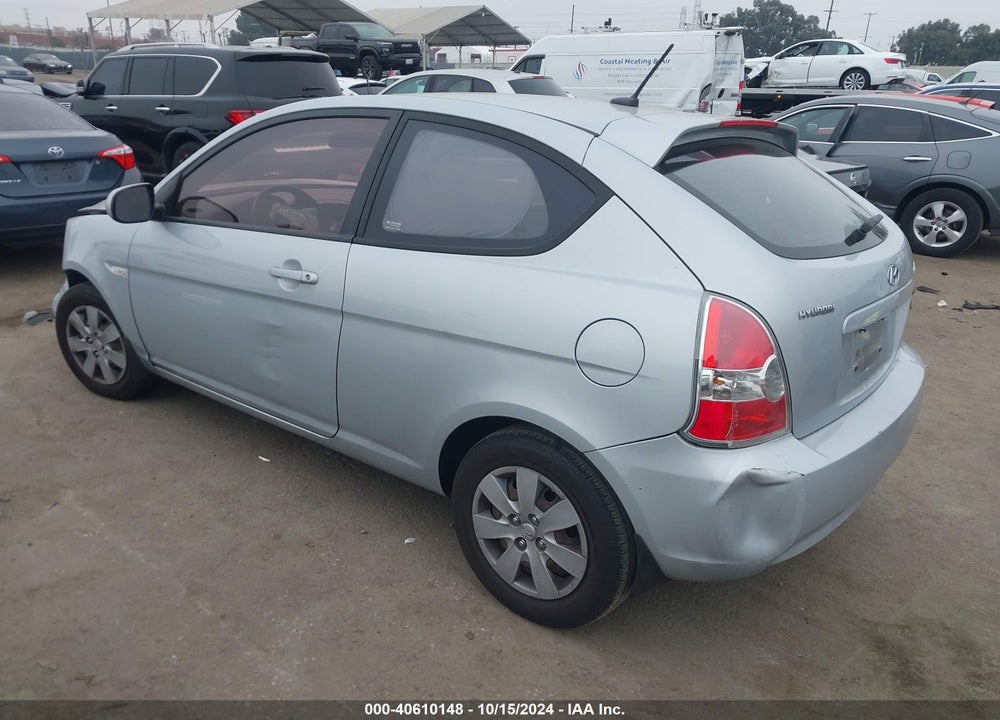 2010 HYUNDAI ACCENT GS VIN: KMHCM3AC1AU172605