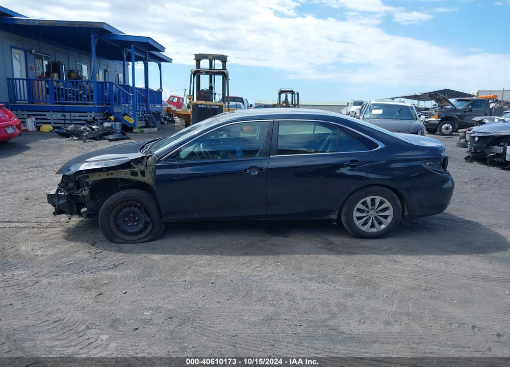 2017 TOYOTA CAMRY LE VIN: 4T1BF1FK7HU383487