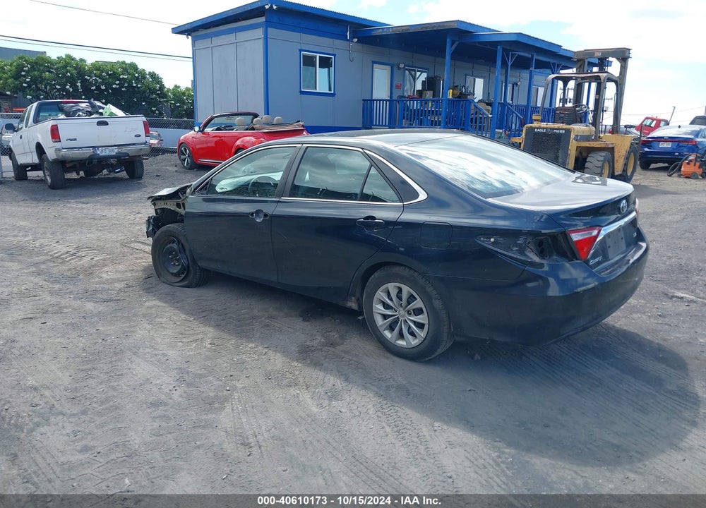 2017 TOYOTA CAMRY LE VIN: 4T1BF1FK7HU383487
