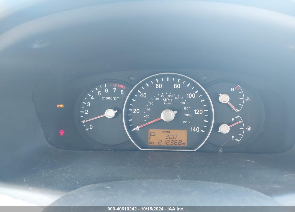 2008 KIA RONDO LX V6 VIN: KNAFG526087173909