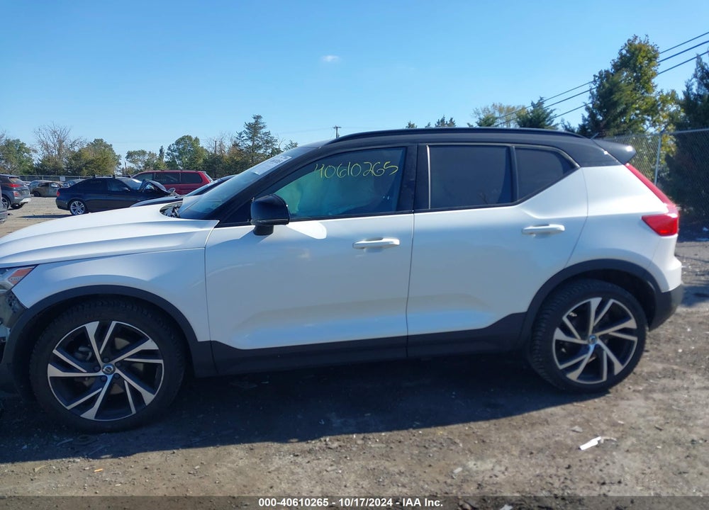 2019 VOLVO XC40 T5 MOMENTUM/T5 R-DESIGN VIN: YV4162XZ7K2004523