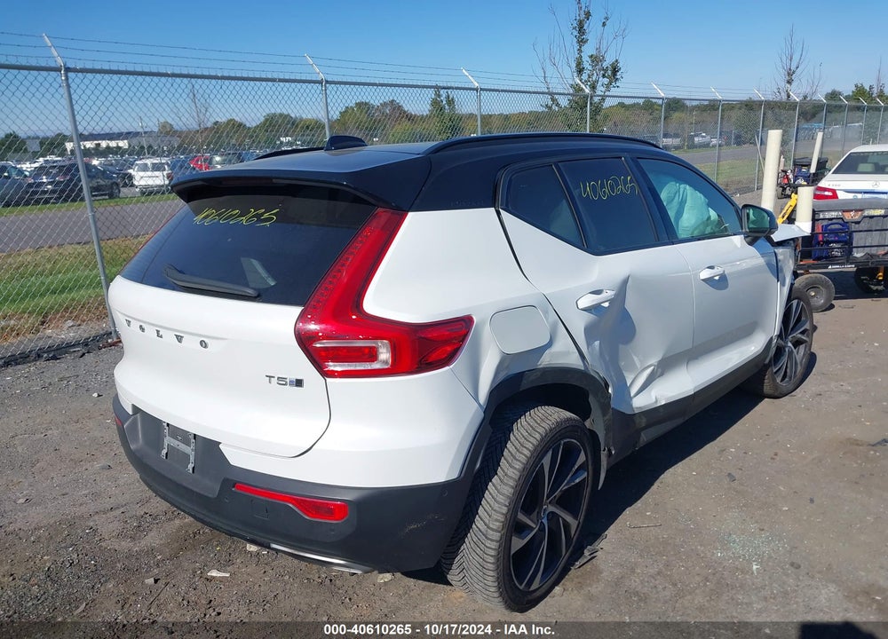 2019 VOLVO XC40 T5 MOMENTUM/T5 R-DESIGN VIN: YV4162XZ7K2004523