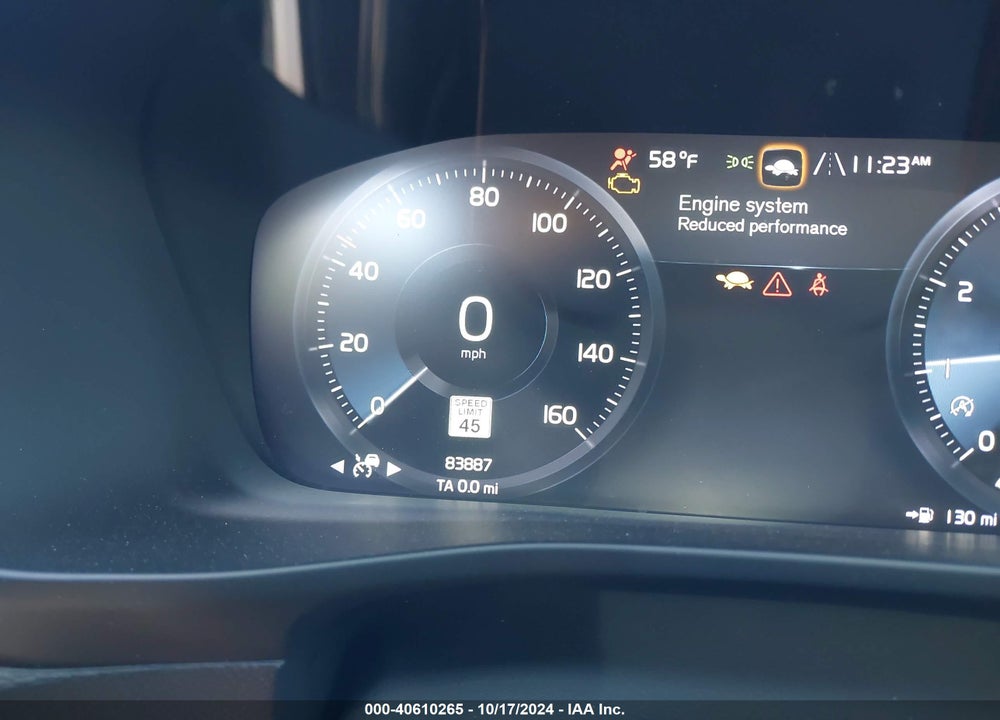 2019 VOLVO XC40 T5 MOMENTUM/T5 R-DESIGN VIN: YV4162XZ7K2004523