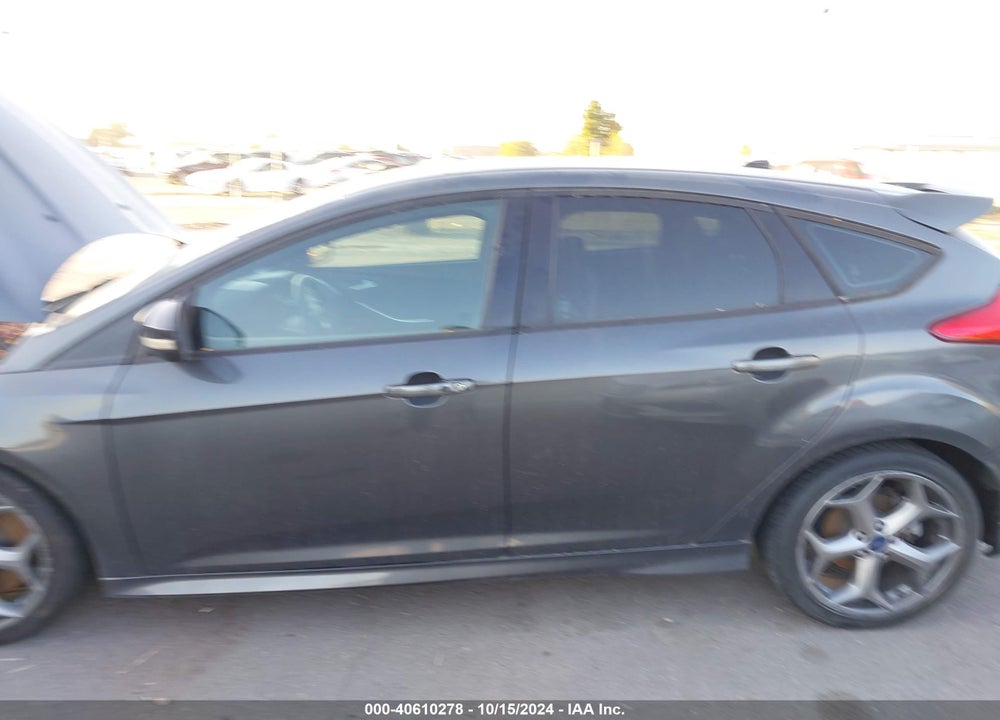 2016 FORD FOCUS ST VIN: 1FADP3L9XGL331515
