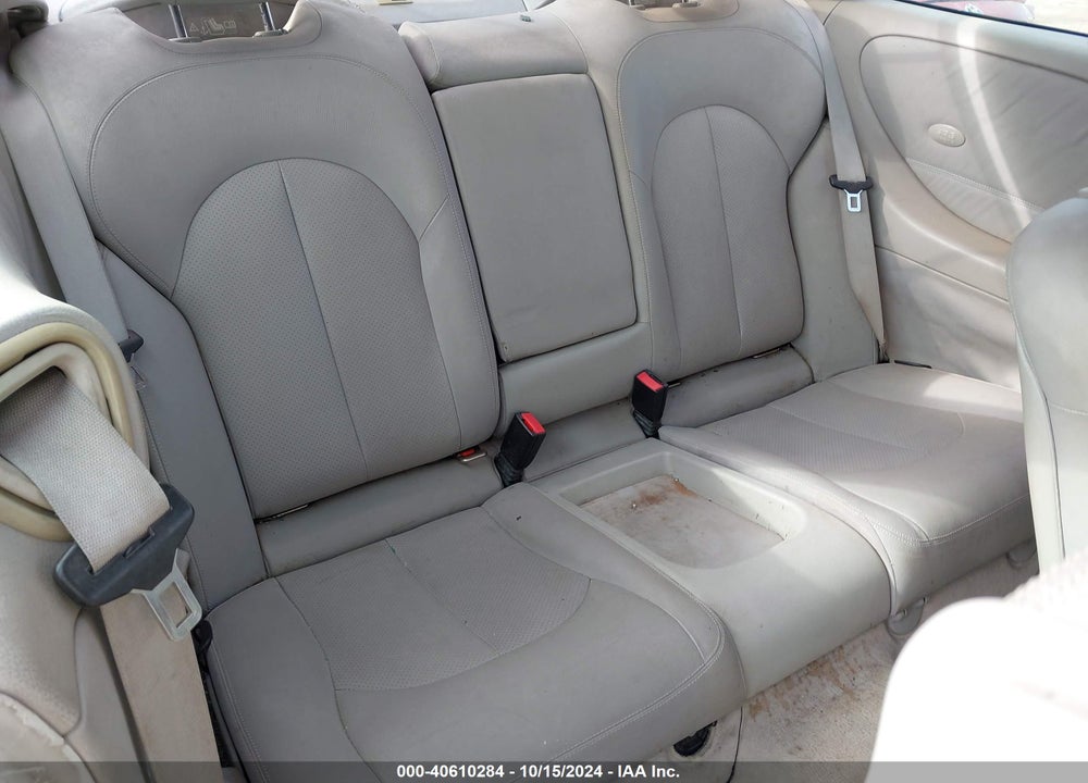 2005 MERCEDES-BENZ CLK 320 VIN: WDBTJ65J35F155160