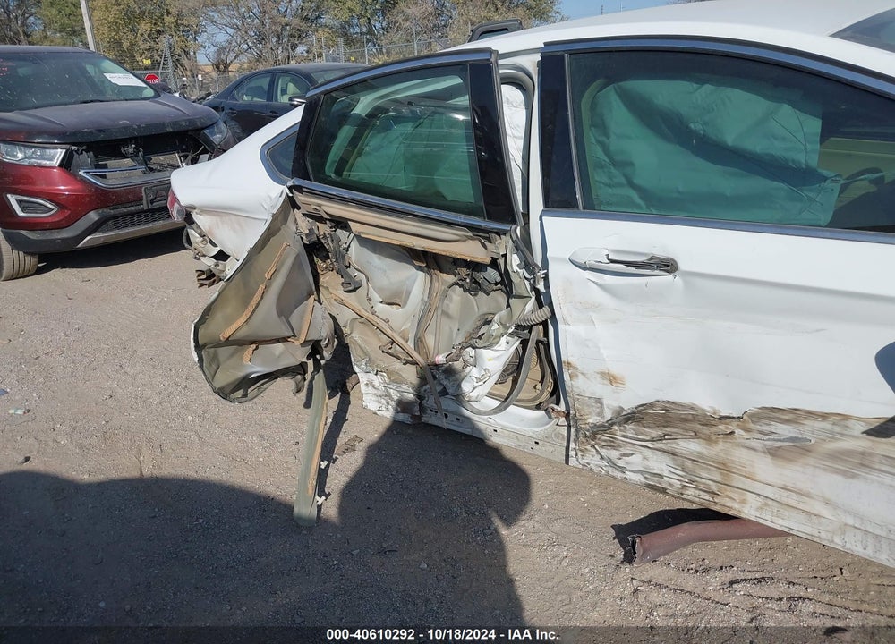 2015 FORD FUSION SE VIN: 3FA6P0HD9FR279749