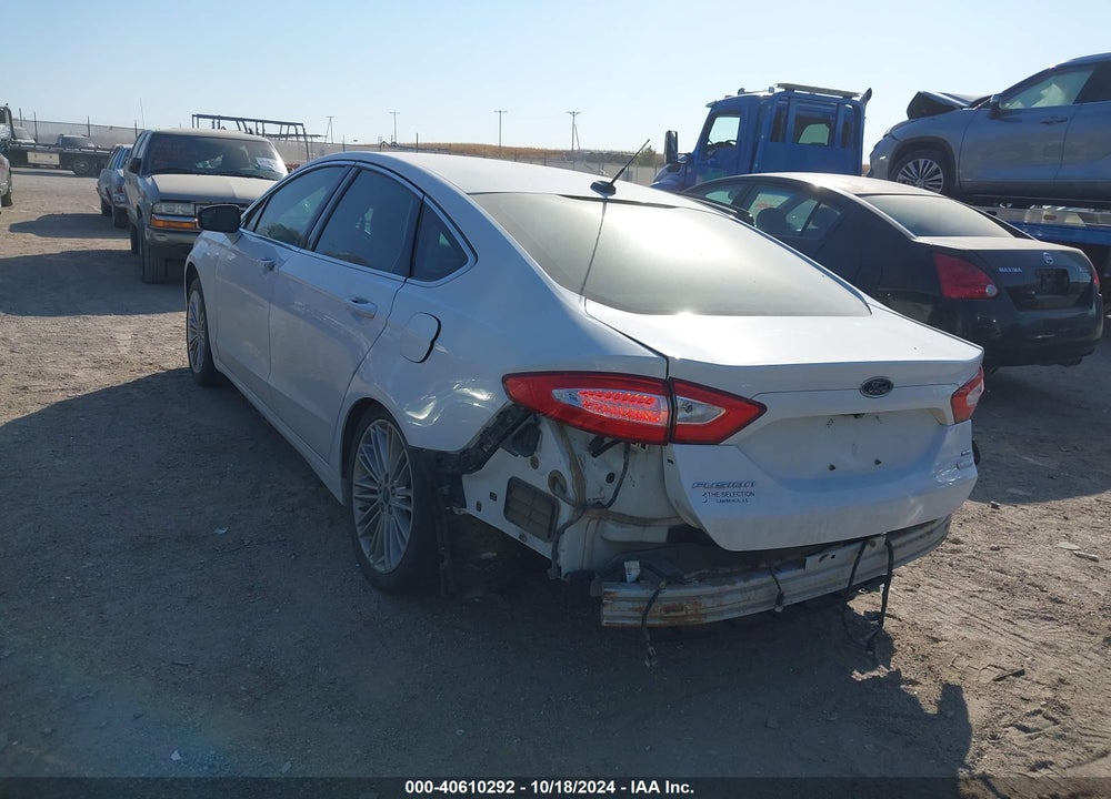 2015 FORD FUSION SE VIN: 3FA6P0HD9FR279749