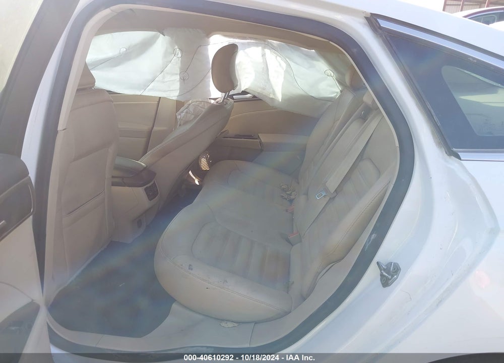 2015 FORD FUSION SE VIN: 3FA6P0HD9FR279749
