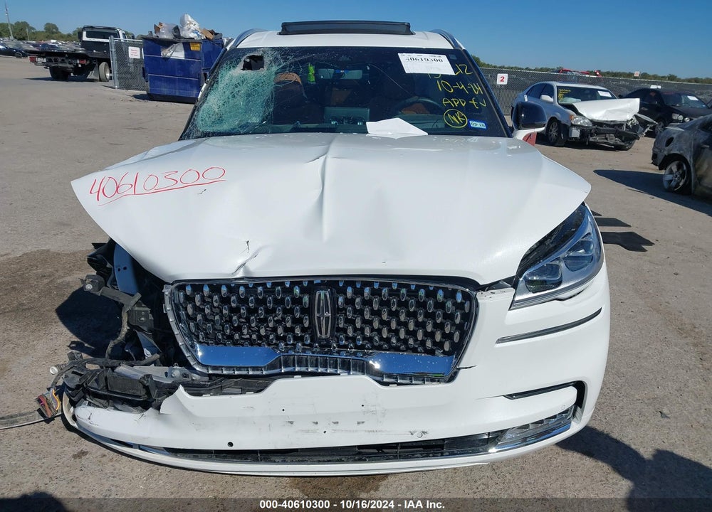 2023 LINCOLN AVIATOR BLACK LABEL VIN: 5LM5J9XC9PGL26476