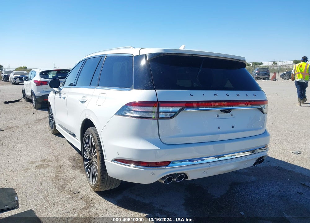 2023 LINCOLN AVIATOR BLACK LABEL VIN: 5LM5J9XC9PGL26476