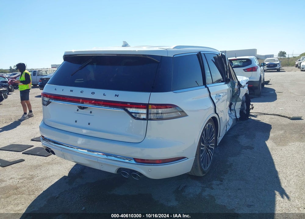 2023 LINCOLN AVIATOR BLACK LABEL VIN: 5LM5J9XC9PGL26476