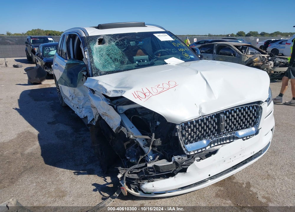 2023 LINCOLN AVIATOR BLACK LABEL VIN: 5LM5J9XC9PGL26476