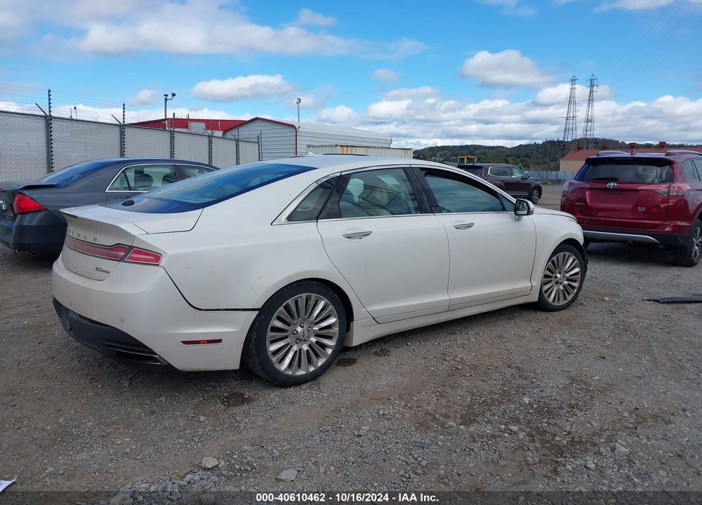 2014 LINCOLN MKZ VIN: 3LN6L2G93ER812123