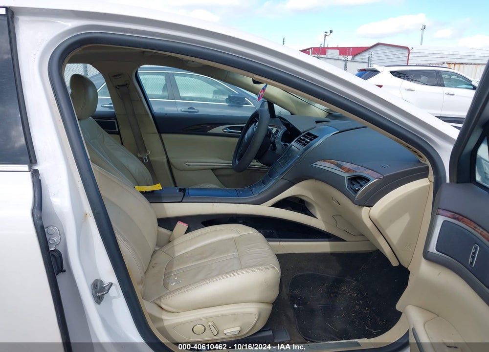 2014 LINCOLN MKZ VIN: 3LN6L2G93ER812123